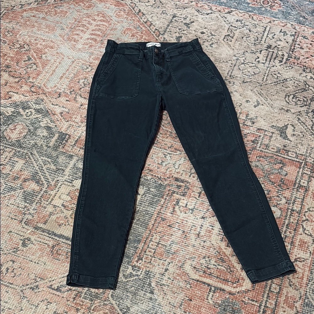 Green Ankle Cropped Pants